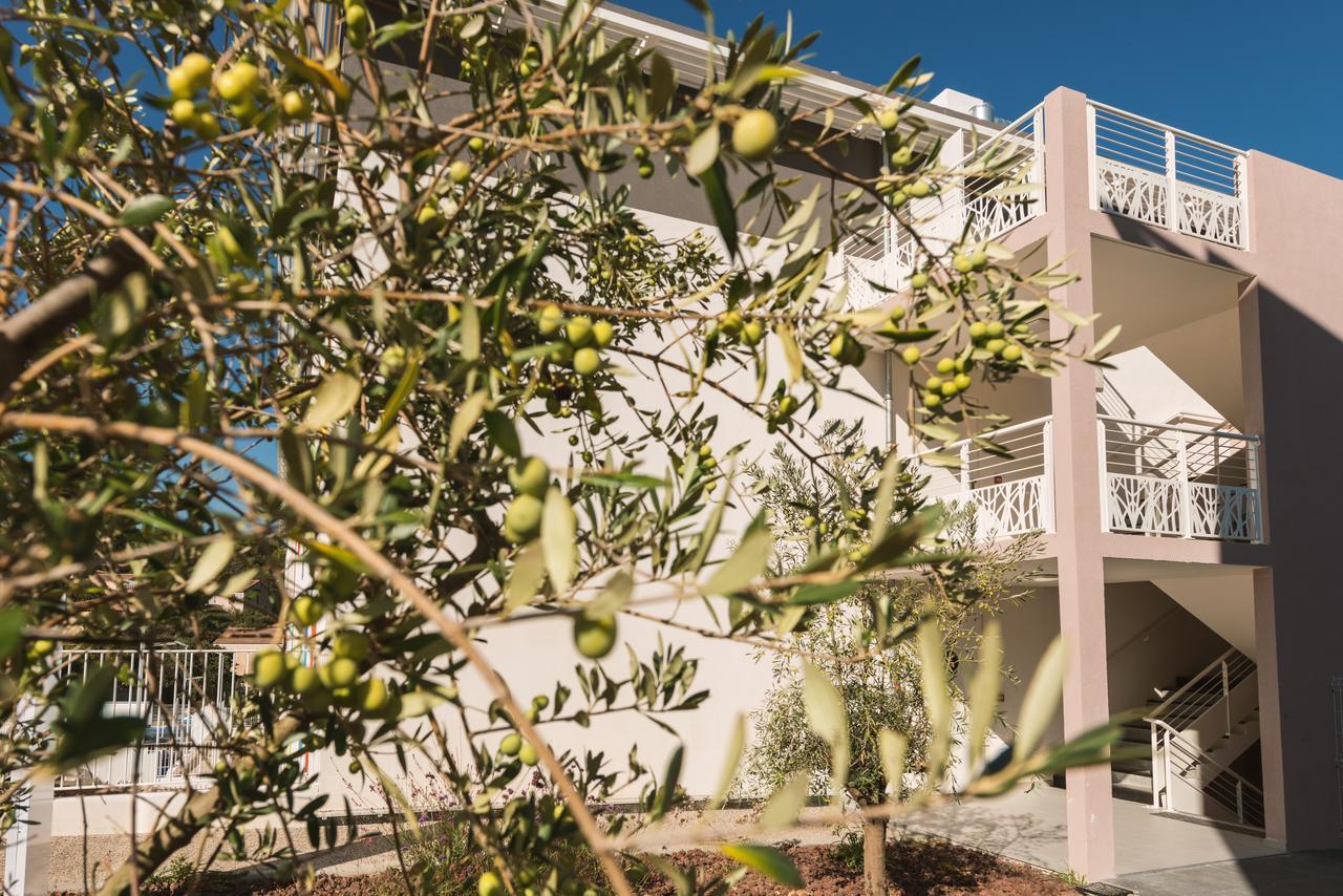Residence Uxco Kampus 30 Ex Suiteasy Nîmes Exterior photo